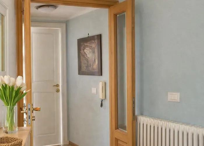 Apartament Romantic Monti 1800, - 2 Passi Da Colosseo E Fori Rzym